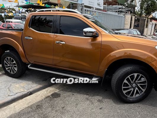 Nissan Frontier Camioneta en venta
