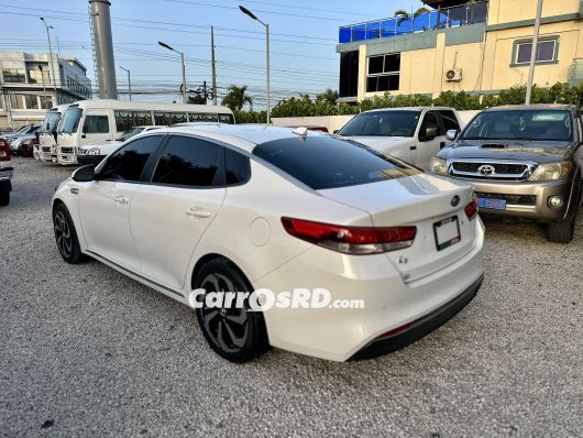 Kia K5 Carros en venta