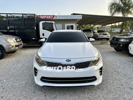 Kia K5 Carros en venta