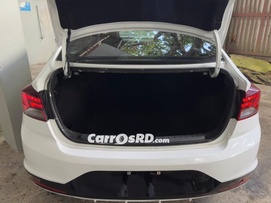 Hyundai Elantra Carros en venta