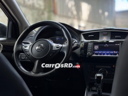 Nissan Sentra Carros en venta