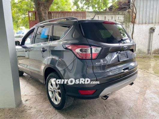 Ford Escape Jeepeta en venta