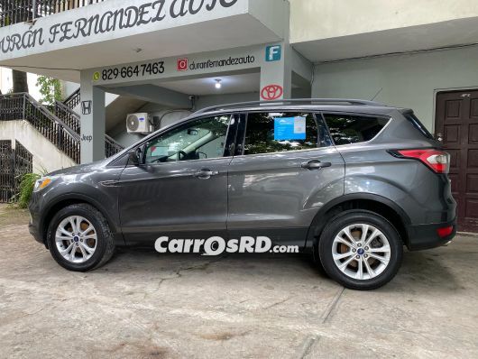 Ford Escape Jeepeta en venta