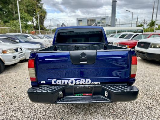 Nissan Frontier Camioneta en venta