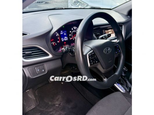Hyundai Accent Carros en venta