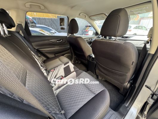 Nissan Rogue Jeepeta en venta