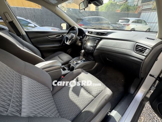 Nissan Rogue Jeepeta en venta