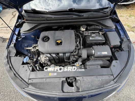 Hyundai Elantra Carros en venta