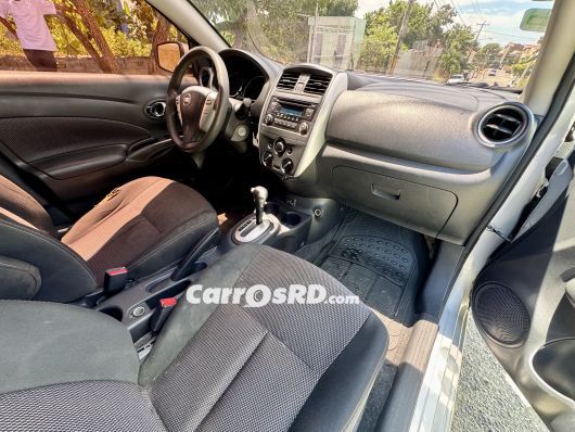 Nissan Versa Carros en venta