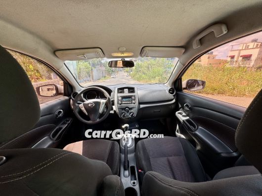 Nissan Versa Carros en venta