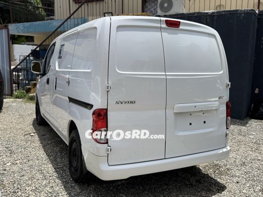 Nissan NV Furgoneta en venta