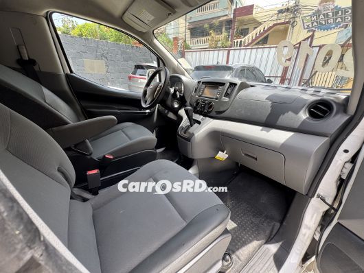 Nissan NV Furgoneta en venta