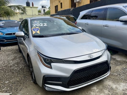 Toyota Corolla SE en venta