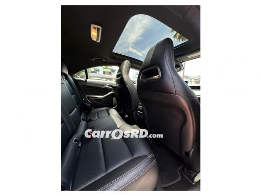 Mercedes-Benz Clase CLA Carros en venta