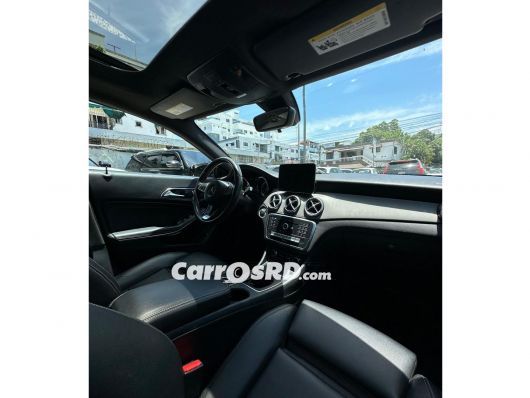 Mercedes-Benz Clase CLA Carros en venta