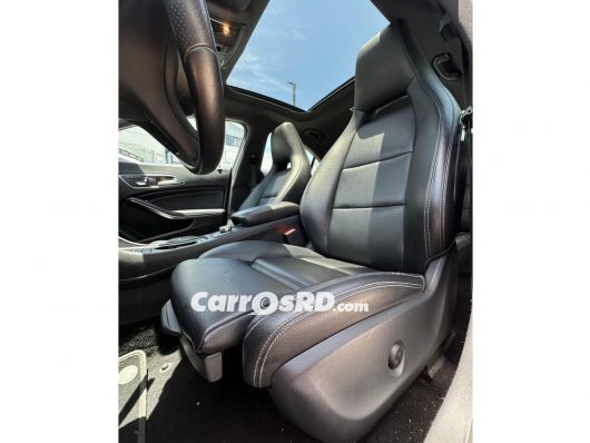 Mercedes-Benz Clase CLA Carros en venta