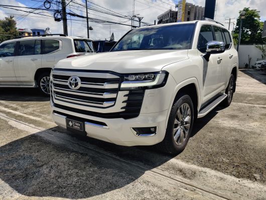 Toyota Land Cruiser VXR en venta