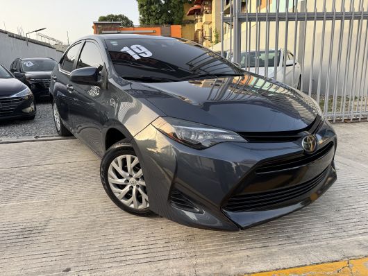 Toyota Corolla LE en venta