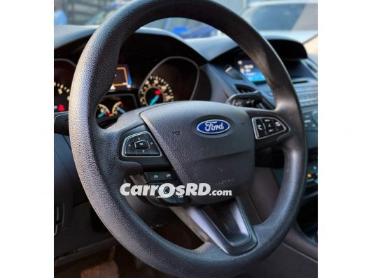 Ford Focus Carros en venta