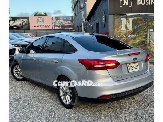 Ford Focus Carros en venta
