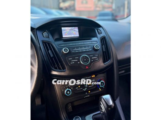 Ford Focus Carros en venta
