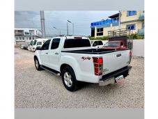 Isuzu
