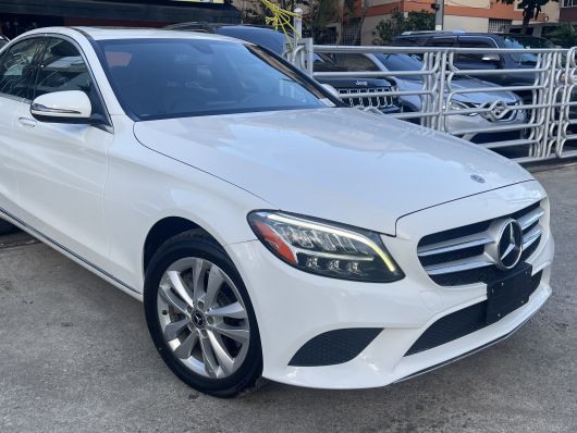 Mercedes-Benz Clase C 300 4Matic en venta