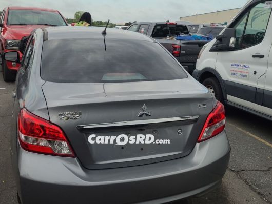 Mitsubishi Mirage Carros en venta