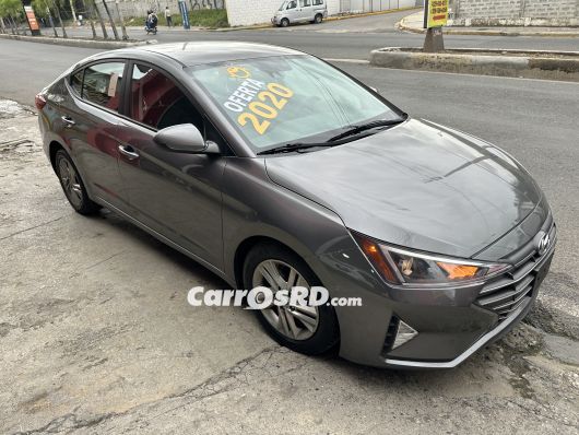 Hyundai Elantra Carros en venta