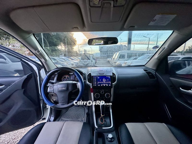 Isuzu