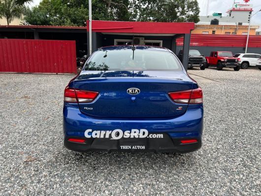 Kia Rio Carros en venta