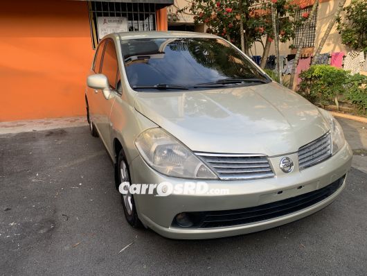 Nissan Tiida Carros en venta