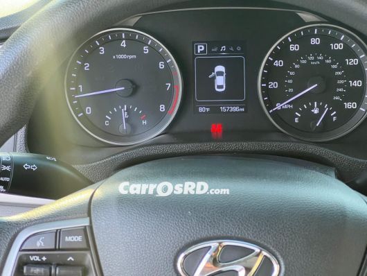 Hyundai Elantra Carros en venta