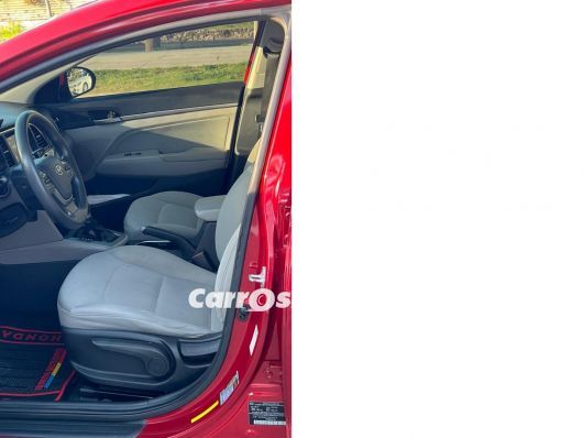 Hyundai Elantra Carros en venta