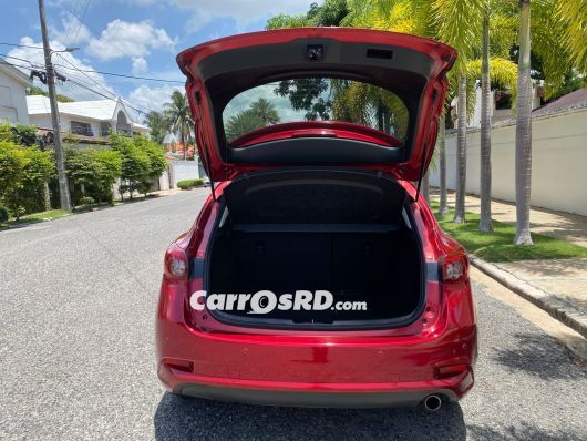Mazda Axela Carros en venta