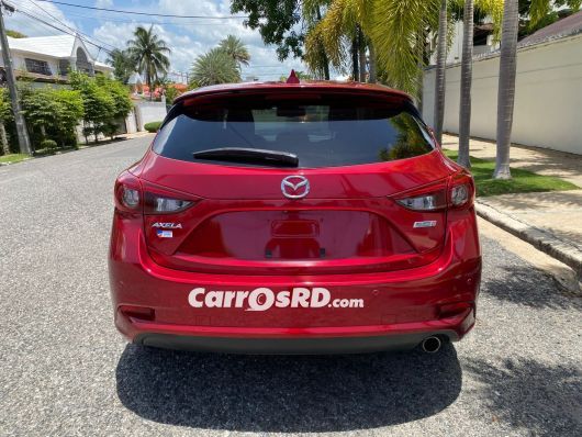 Mazda Axela Carros en venta