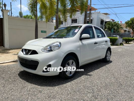 Nissan March Carros en venta
