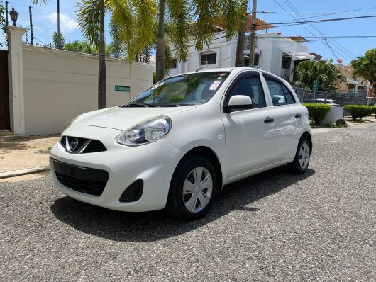 Nissan March Básico en venta
