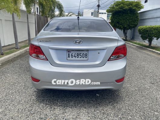 Hyundai Accent Carros en venta