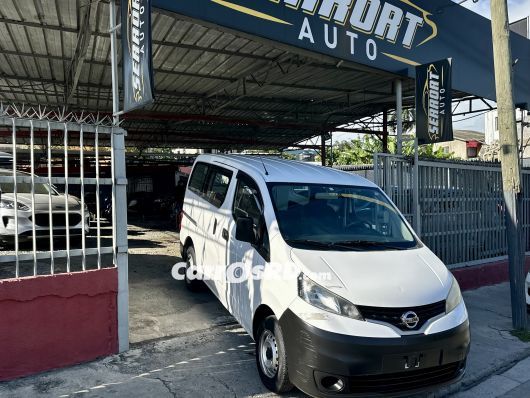 Nissan NV Furgoneta en venta