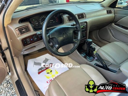 Toyota Camry Carros en venta