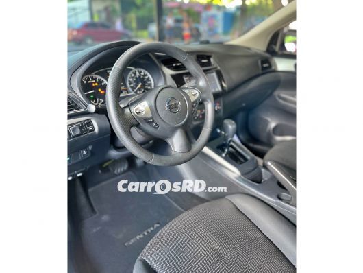 Nissan Sentra Carros en venta