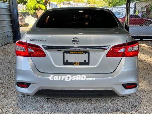 Nissan Sentra Carros en venta