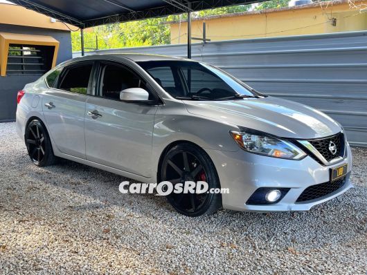 Nissan Sentra Carros en venta