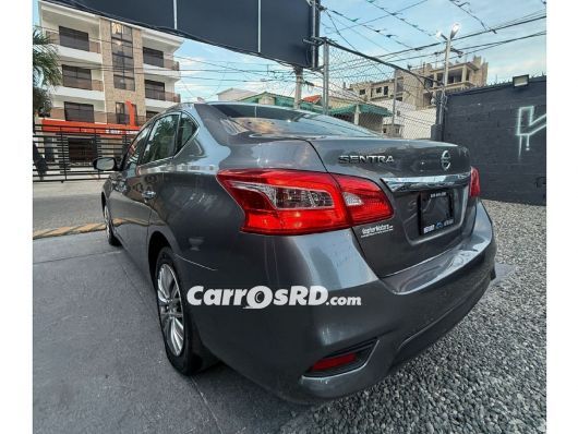 Nissan Sentra Carros en venta