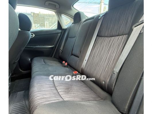 Nissan Sentra Carros en venta