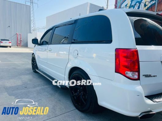 Dodge Grand Caravan Minivan en venta