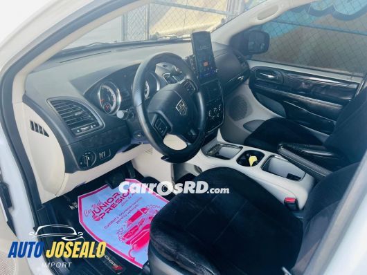 Dodge Grand Caravan Minivan en venta
