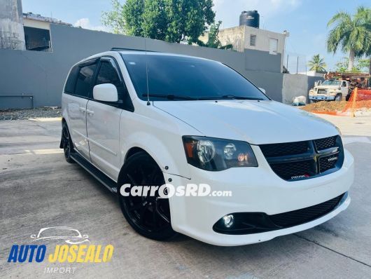 Dodge Grand Caravan Minivan en venta