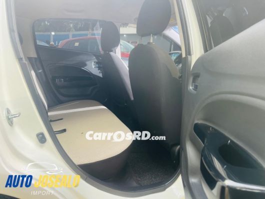 Mitsubishi Mirage Carros en venta
